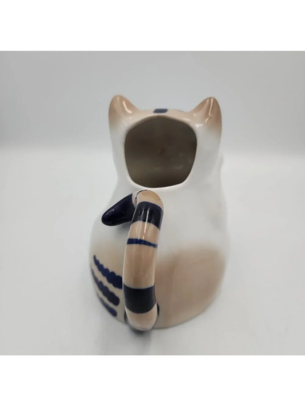 Vtg Henriksen Imports Japan Vintage Cat Creamer Paw Spout Blue Beige White 4